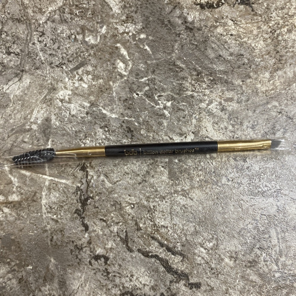BILLION DOLLAR BRUSHES ~ CHARCOAL INFUSED BRISTLES EYEBROW BRUSH